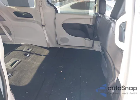 2022 Chrysler Pacifica Touring L z USA, uszkodzony, nr VIN 2C4RC1BG9NR209216